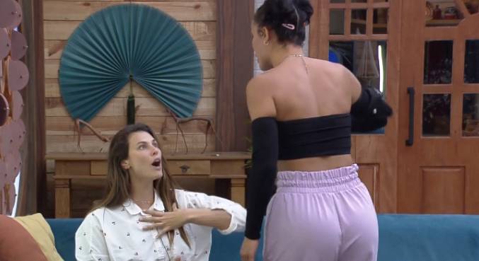 treta-feia-entre-aline-dayane-e-valentina-em-a-fazenda-13