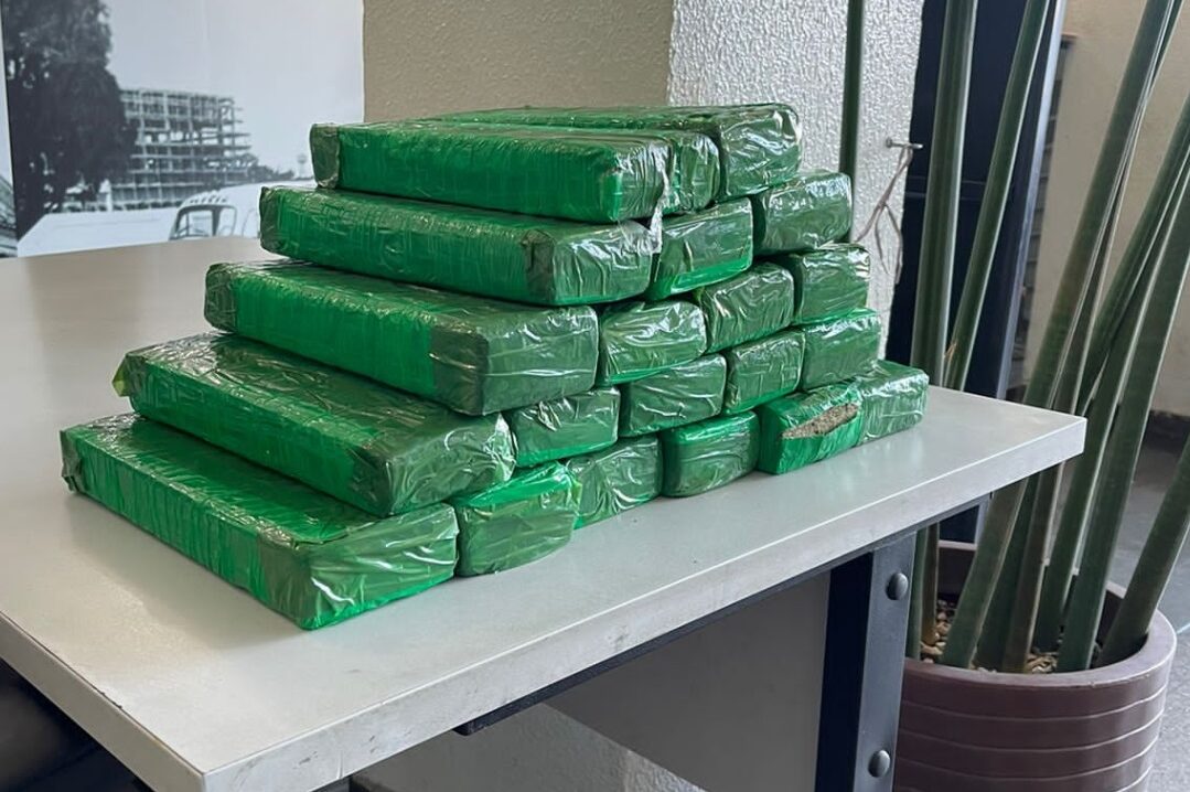 Força tática localiza 15kg de maconha em máquina de lavar roupas, em Carapicuíba