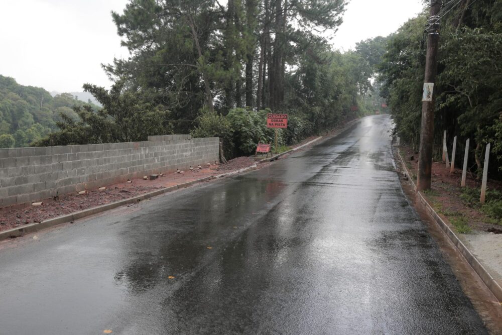 Obras da estrada Elias Alves da Costa chegam a 50% de melhorias executadas